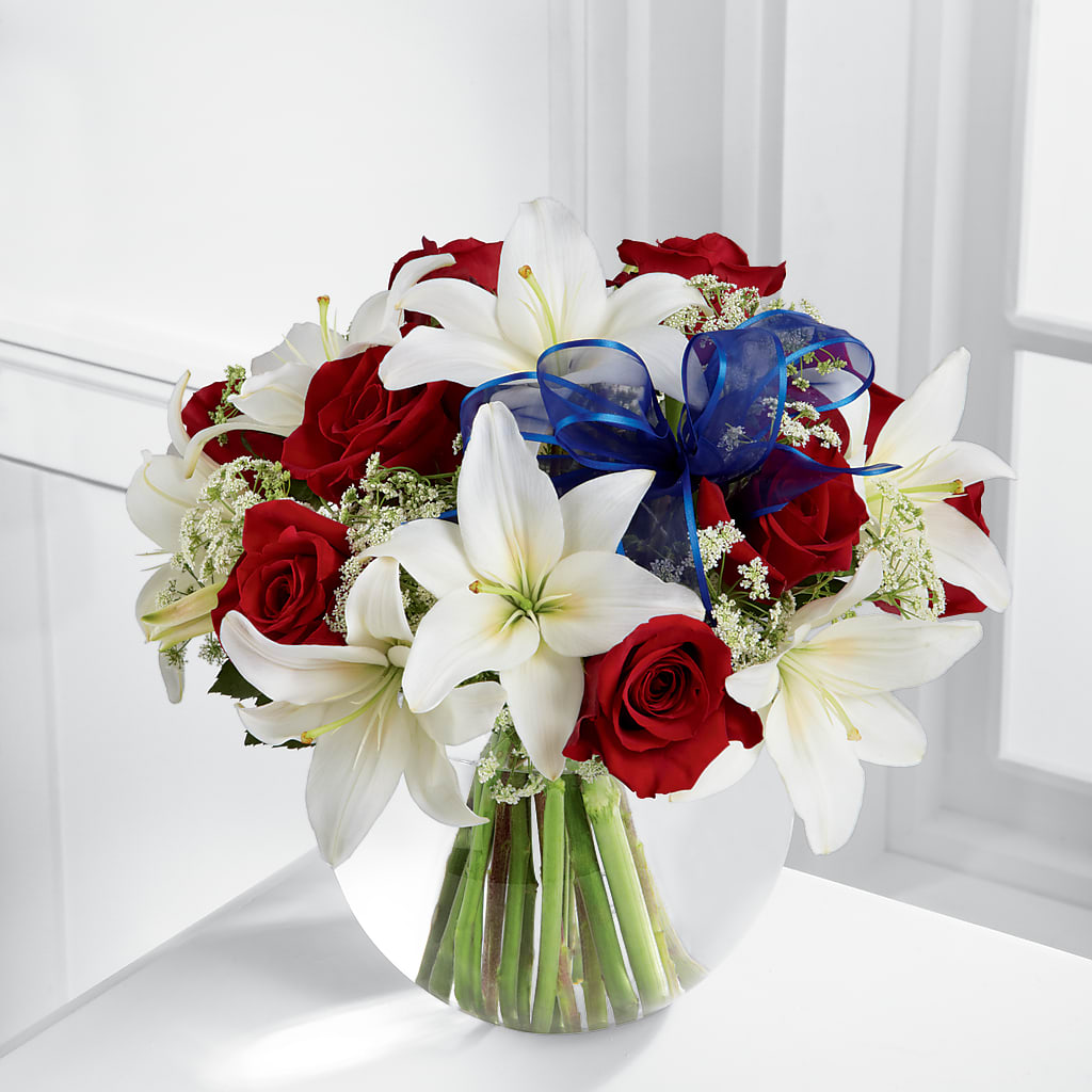 Independence Bouquet – Tinys Flowers, Lansing IL