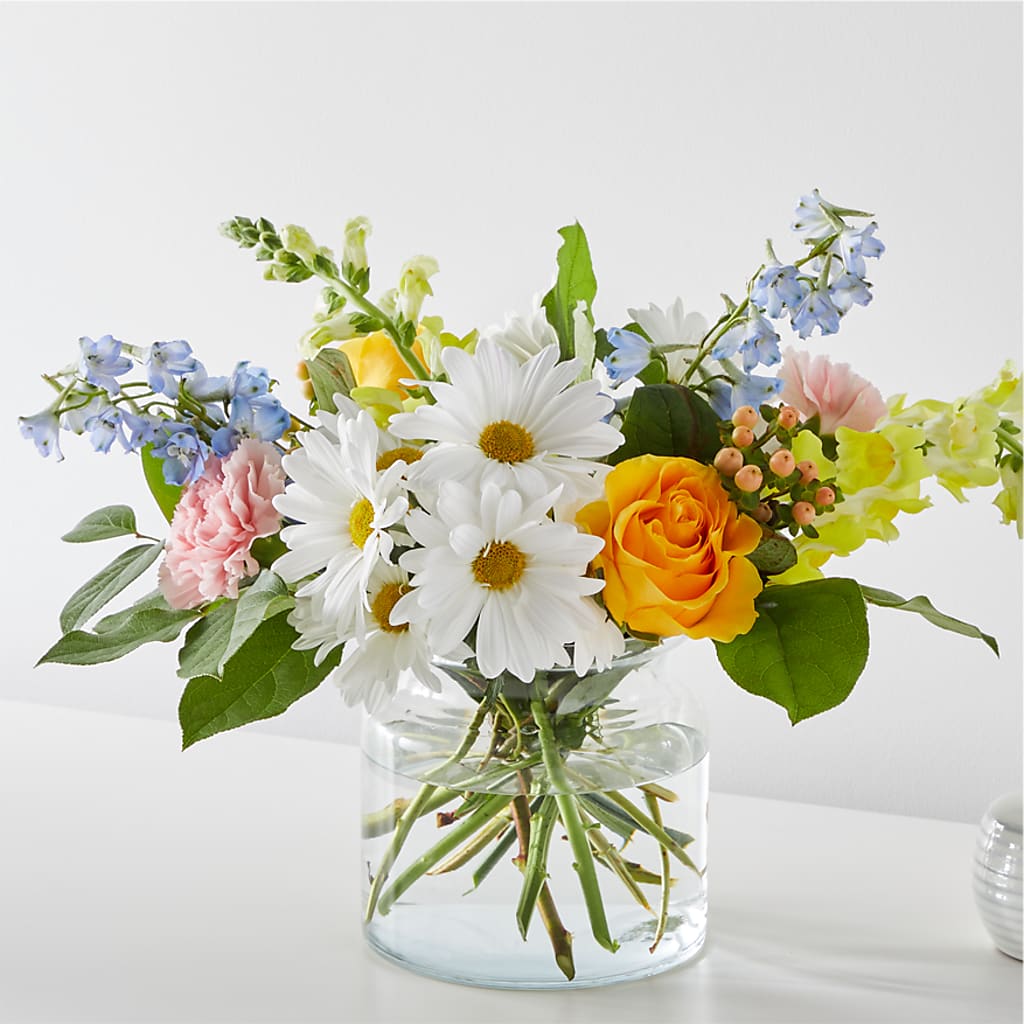 Sun Salutation Bouquet – Tinys Flowers, Lansing IL
