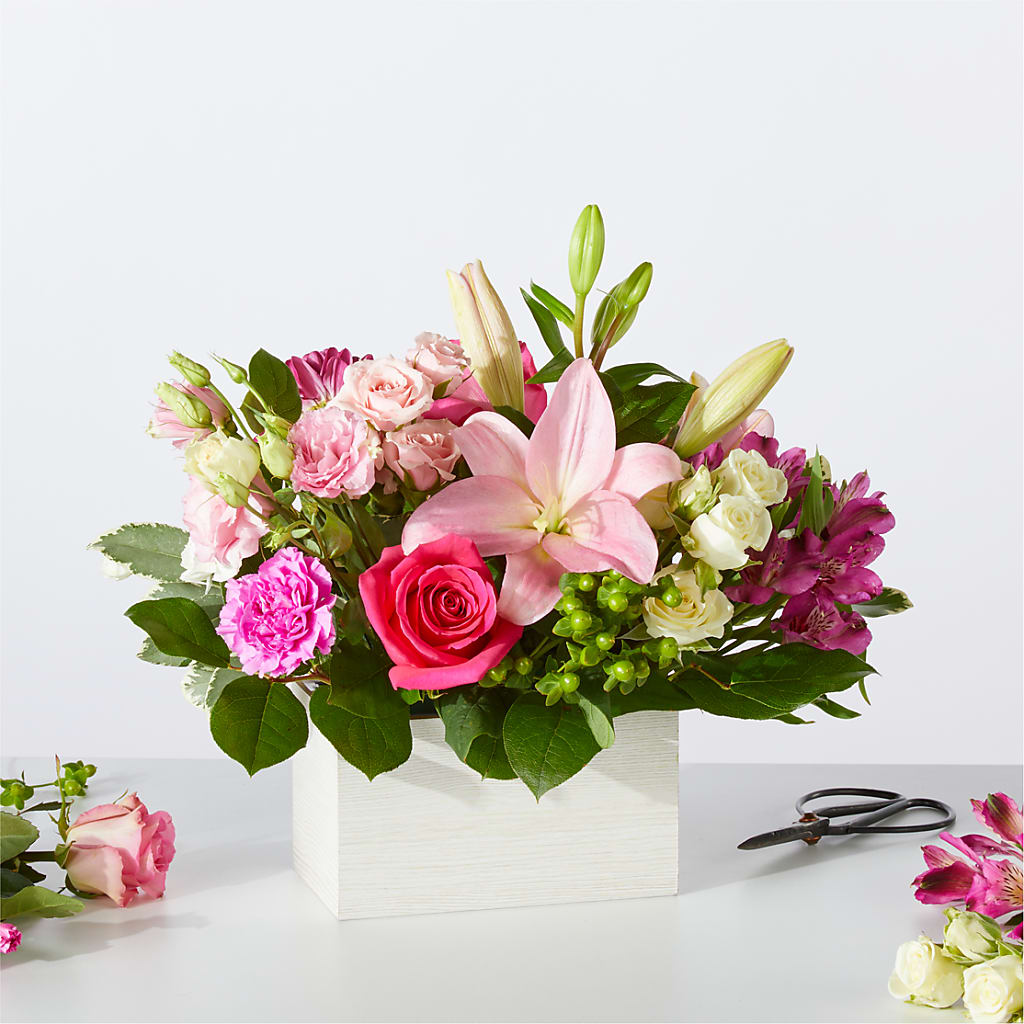 Sweetberry Box – A Florist Original – Tinys Flowers, Lansing IL
