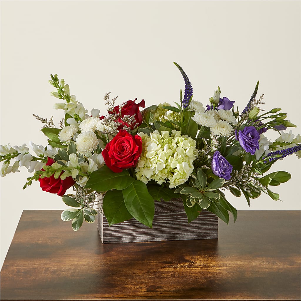 Sweet Magnolia Bouquet – Tinys Flowers, Lansing IL