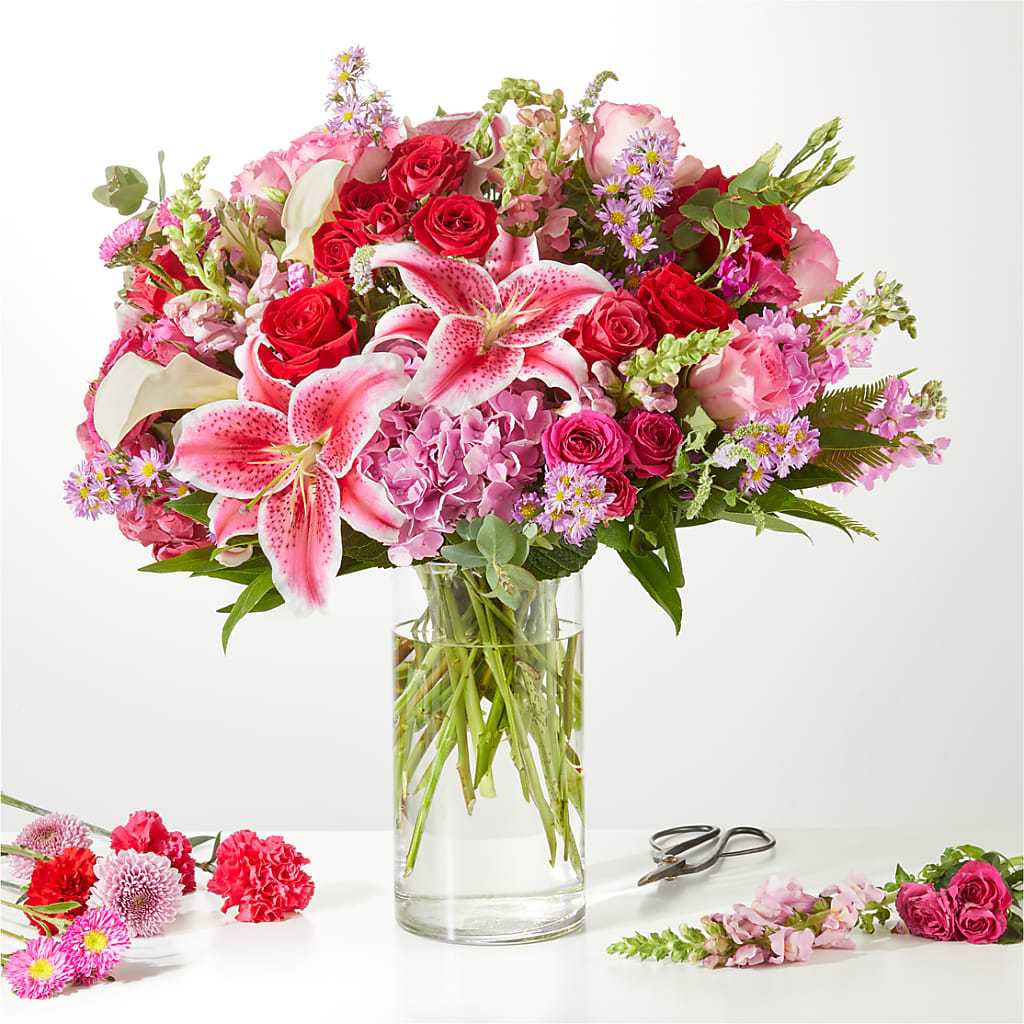 Swooning Over You - A Luxury Florist Original – Tinys Flowers, Lansing IL
