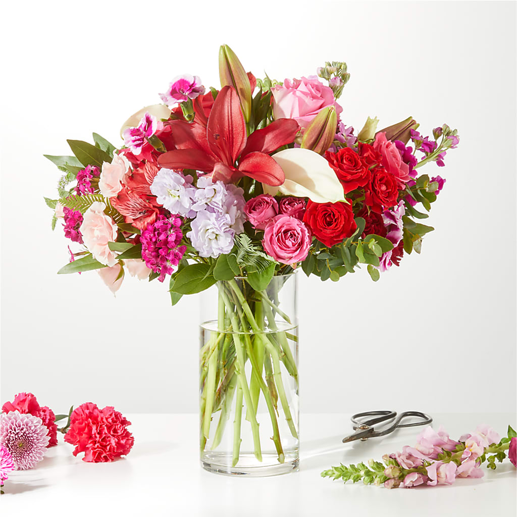 Swooning Over You - A Luxury Florist Original – Tinys Flowers, Lansing IL