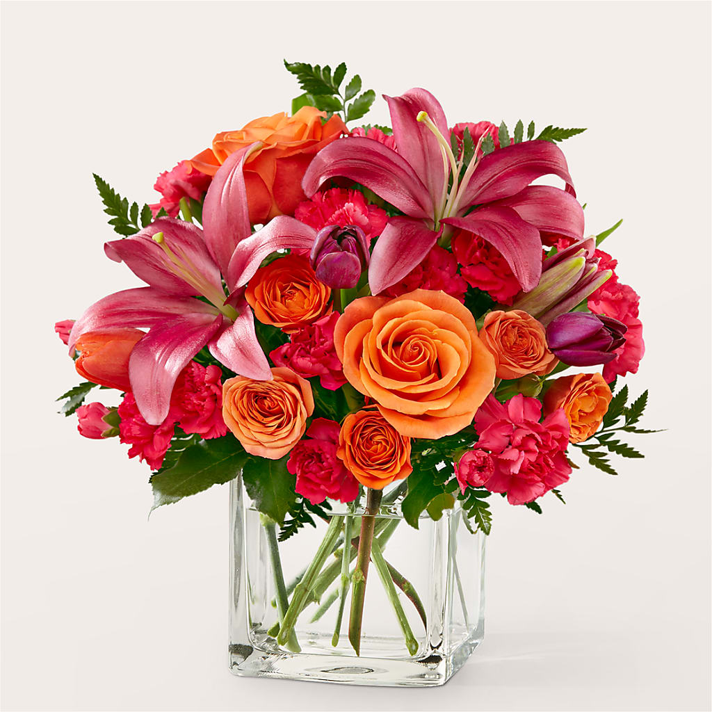 Lucky Lily Bouquet – Tinys Flowers, Lansing IL