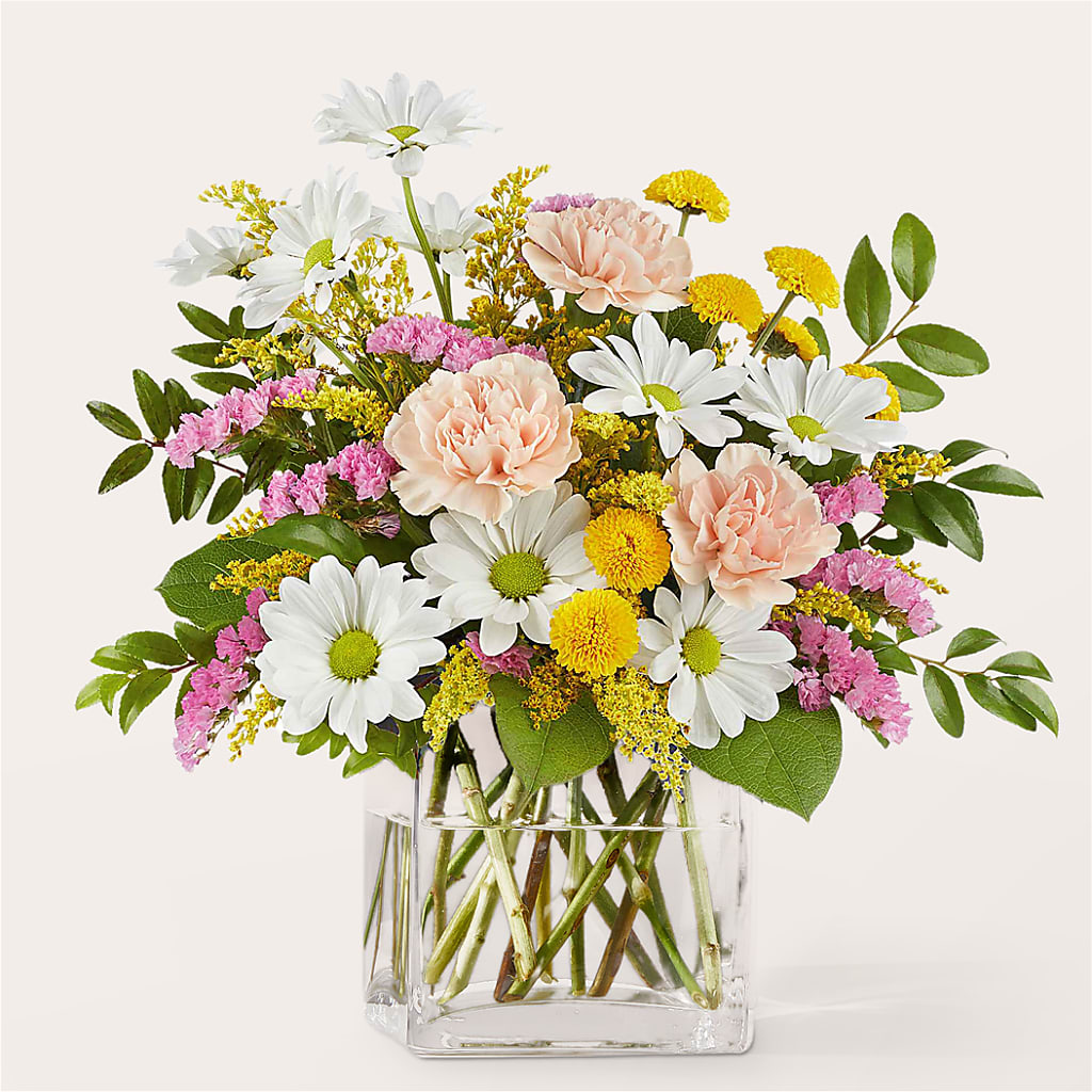 Country Cottage Bouquet – Tinys Flowers, Lansing IL