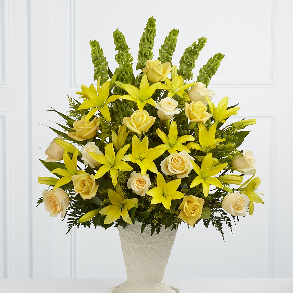 Golden Memories Arrangement – Tinys Flowers, Lansing IL