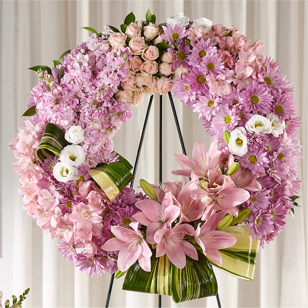 Gift of Warmth Wreath – Tinys Flowers, Lansing IL