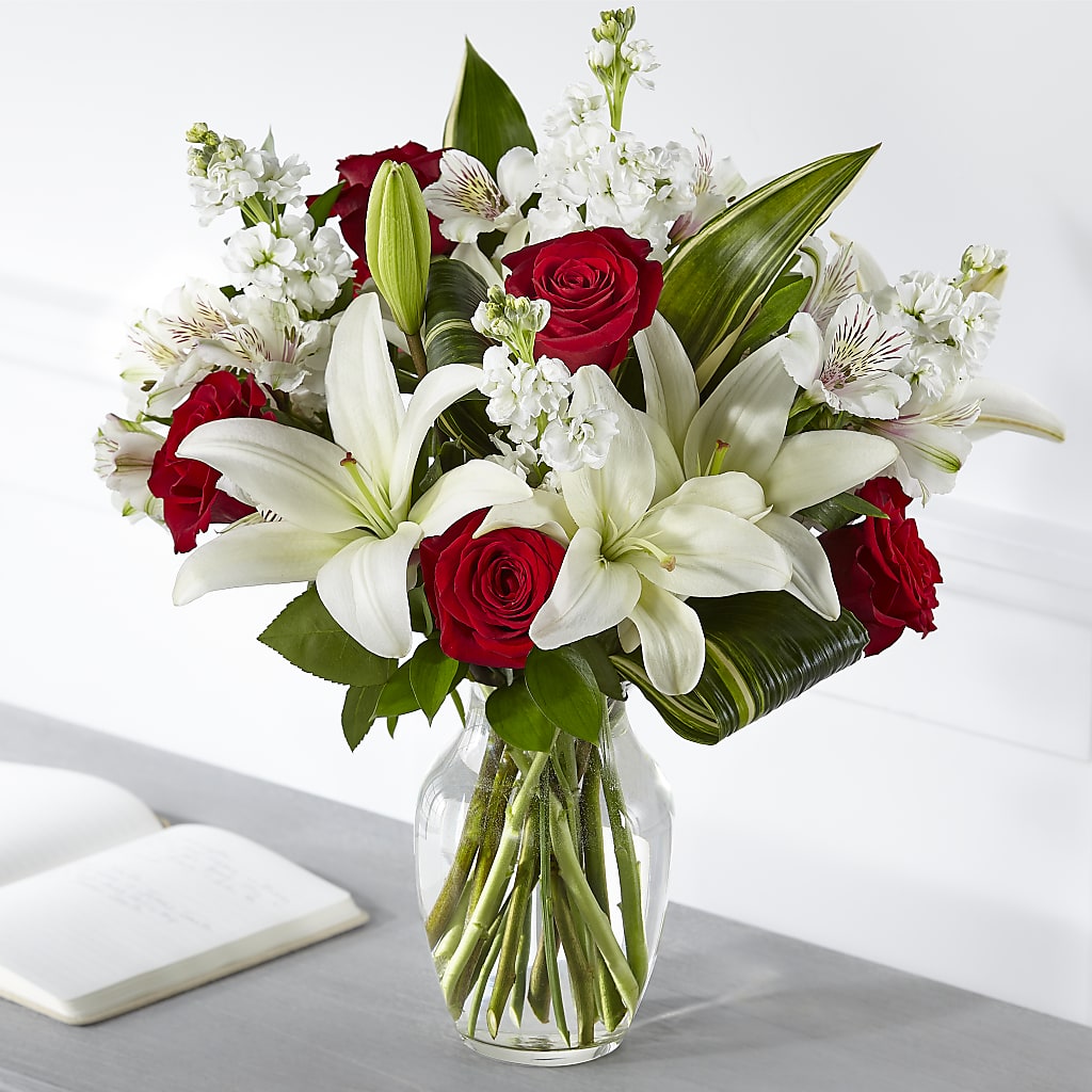 Loving Respect Bouquet – Tinys Flowers, Lansing IL