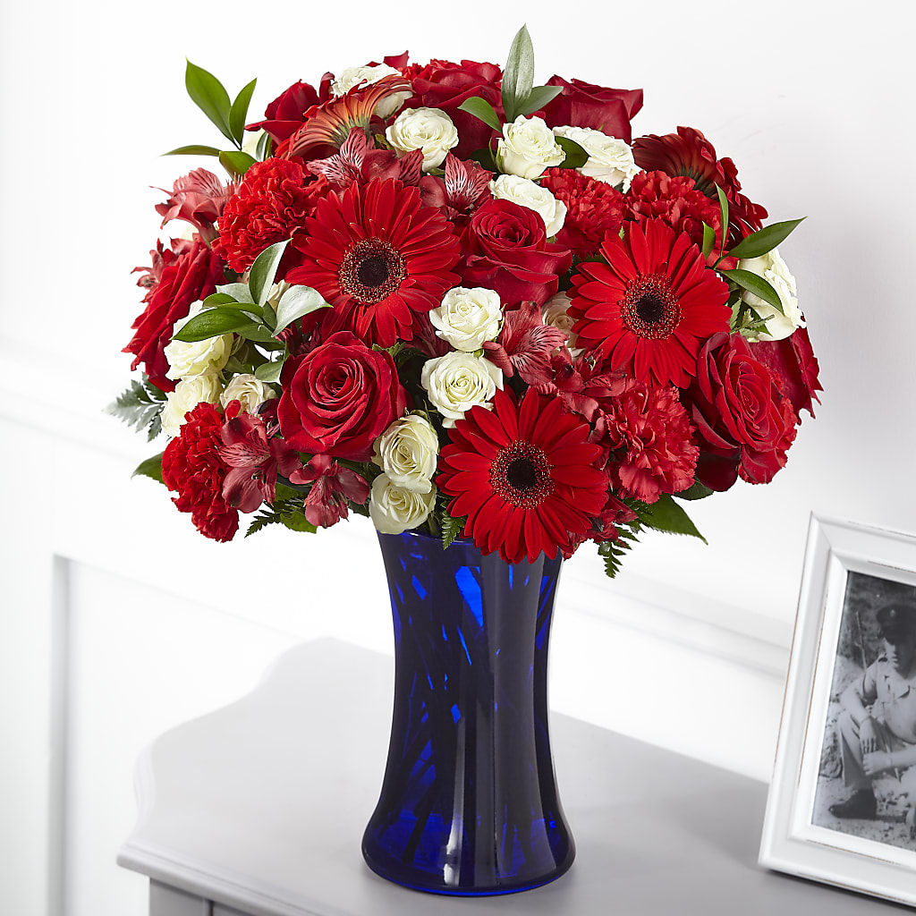 Hearts Embrace Bouquet – Tinys Flowers, Lansing IL
