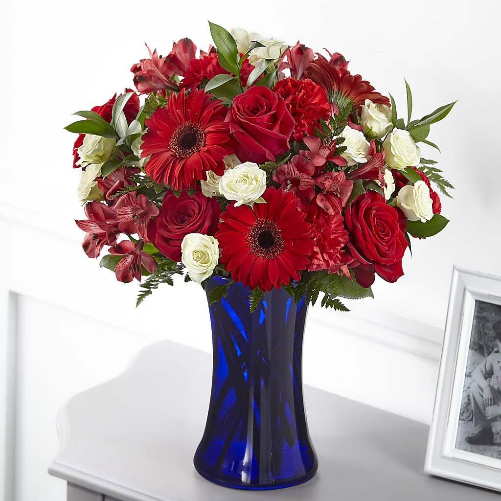 Hearts Embrace Bouquet – Tinys Flowers, Lansing IL