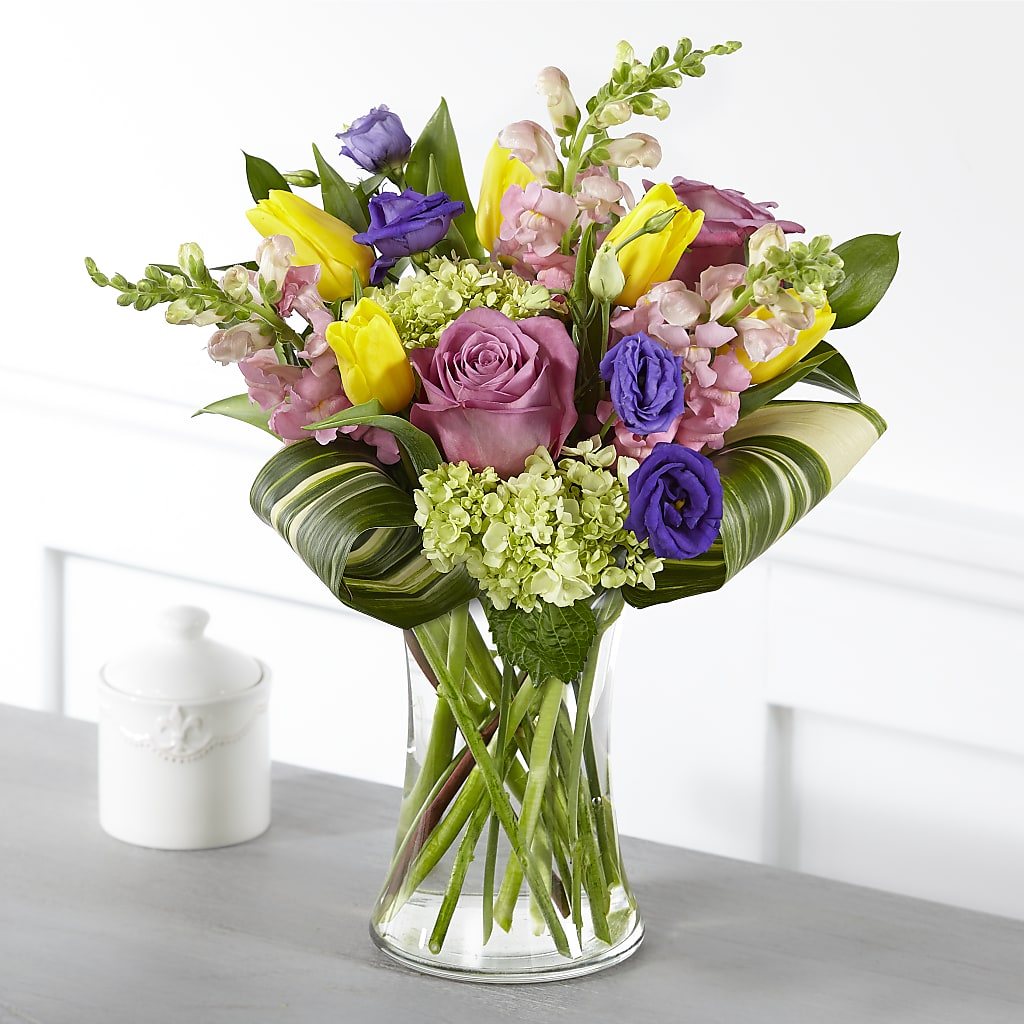 Wondrous Memories Bouquet – Tinys Flowers, Lansing IL