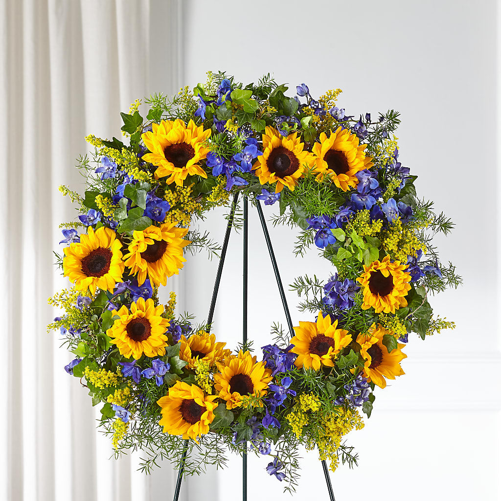 Bright Rays Wreath – Tinys Flowers, Lansing IL