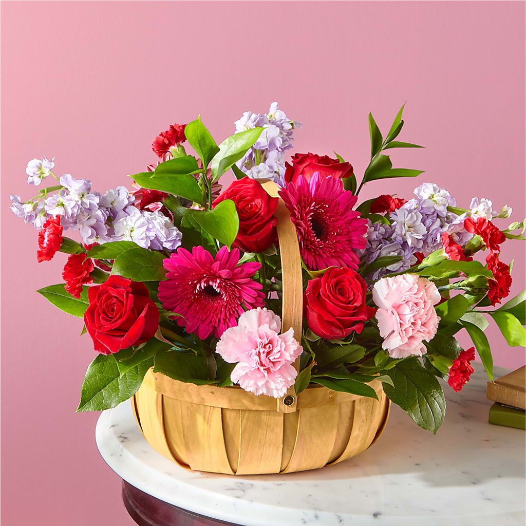 Pink Picnic Basket – Tinys Flowers, Lansing IL