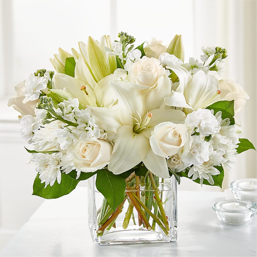 Gentle Breeze Bouquet – Tinys Flowers, Lansing IL