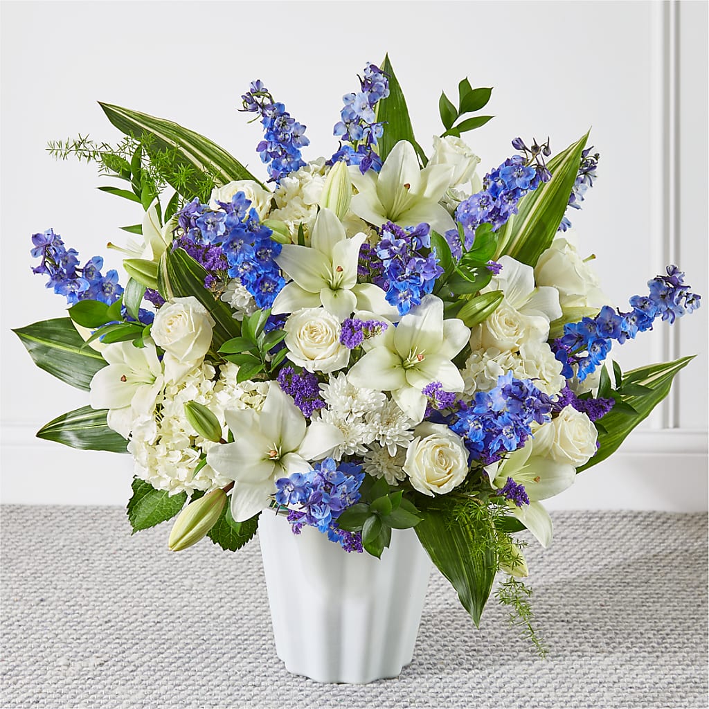 Take Comfort Floor Basket – Tinys Flowers, Lansing IL
