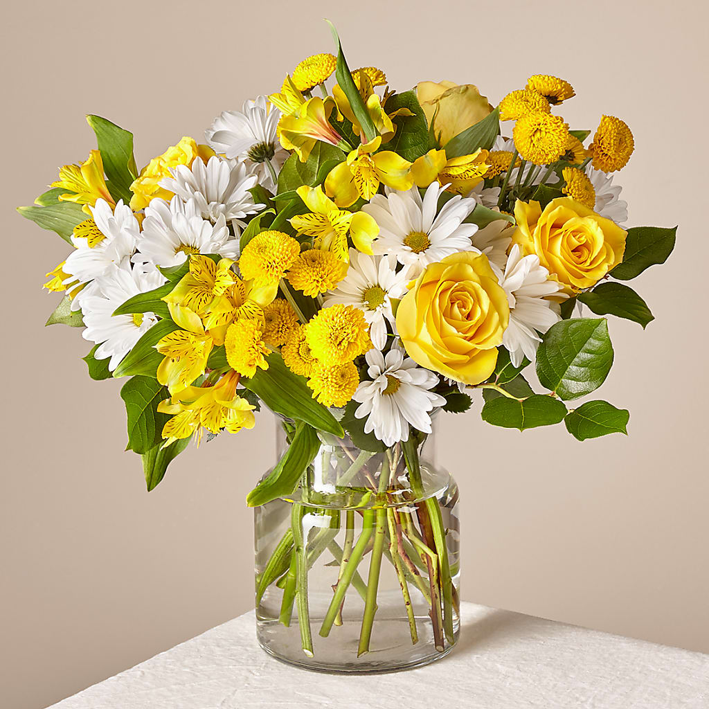 Sunny Sentiments Bouquet – Tinys Flowers, Lansing IL