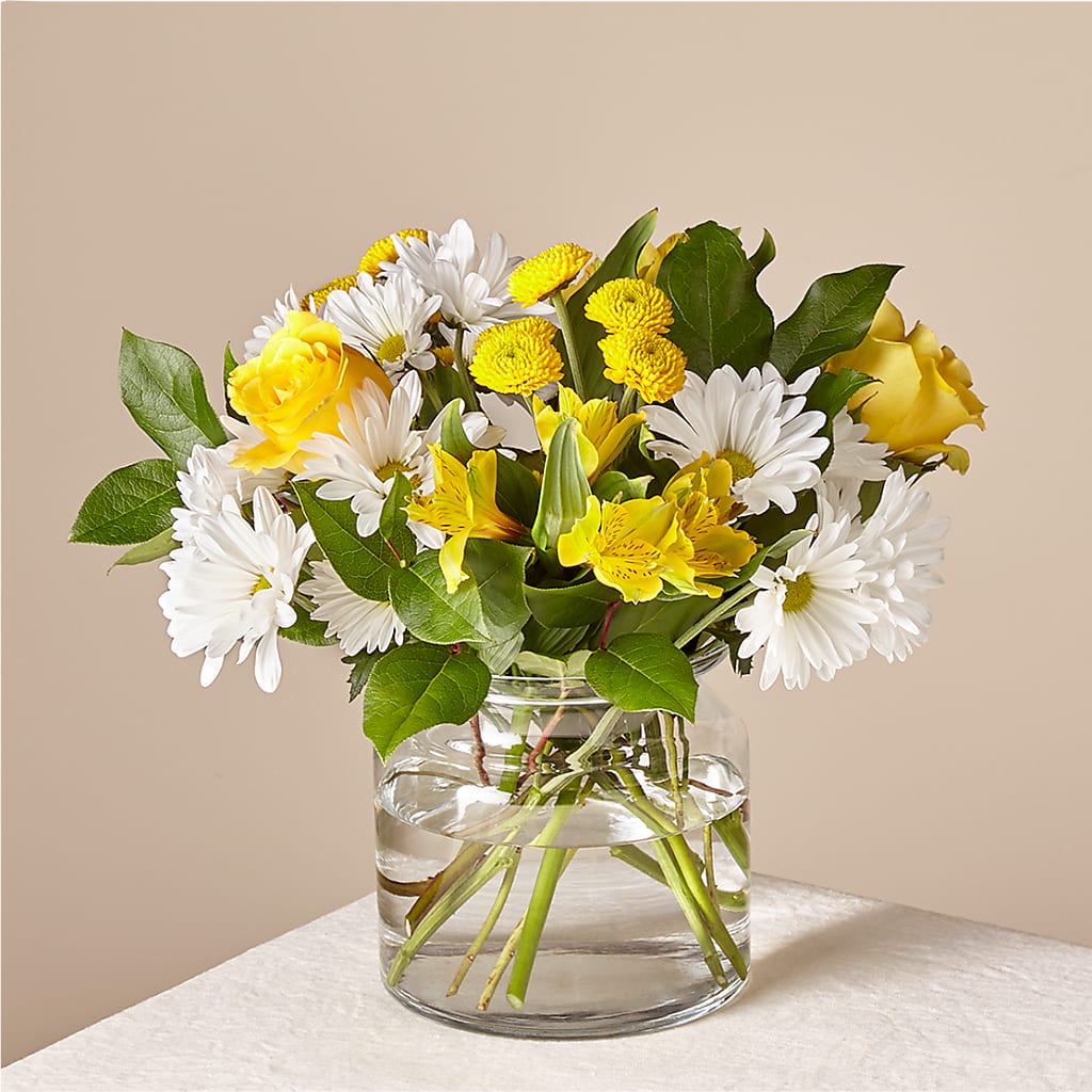 Sunny Sentiments Bouquet – Tinys Flowers, Lansing IL