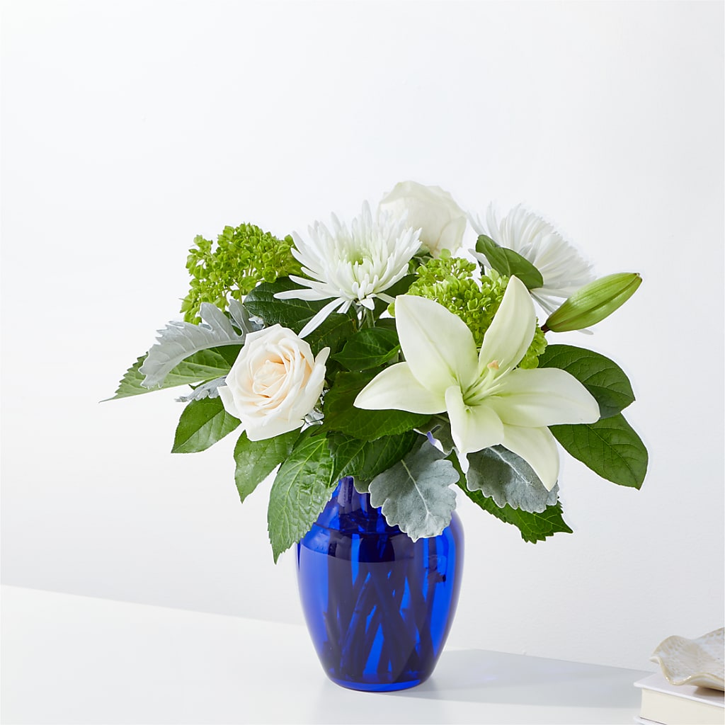 Snowy Dreams Bouquet – Tinys Flowers, Lansing IL
