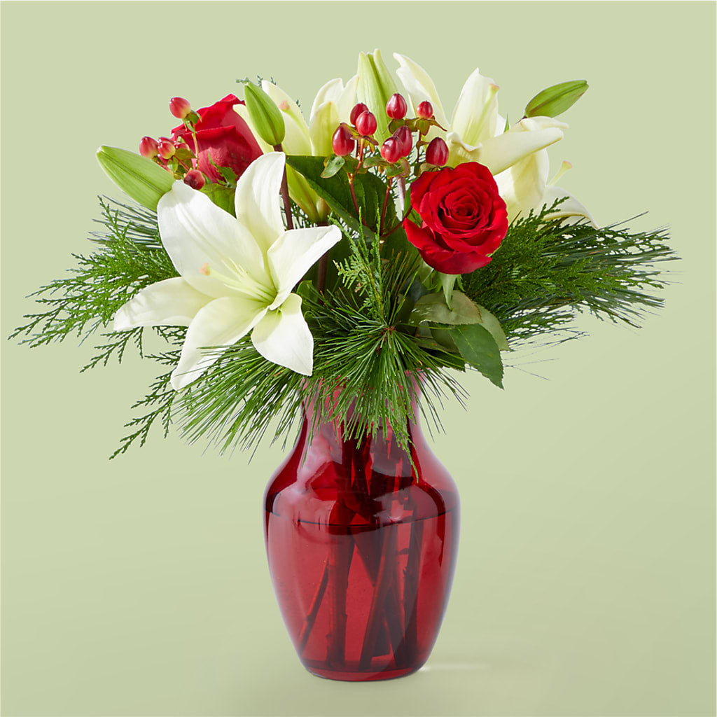 Evergreen Delight Bouquet – Tinys Flowers, Lansing IL