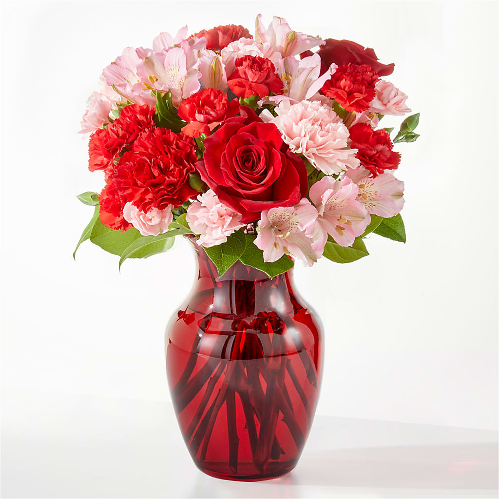 Candy Kisses Bouquet – Tinys Flowers, Lansing IL