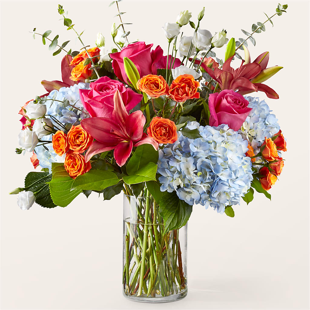 Awestruck Luxury Bouquet – Tinys Flowers, Lansing IL