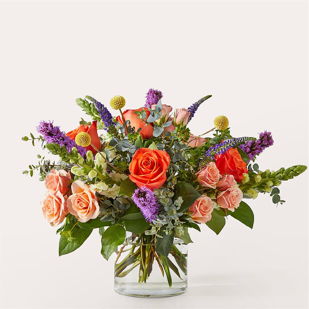 The Standout Bouquet – Tinys Flowers, Lansing IL