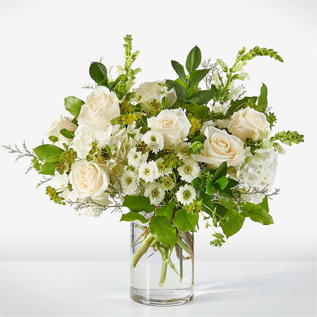 Hint of Vanilla Bouquet – Tinys Flowers, Lansing IL