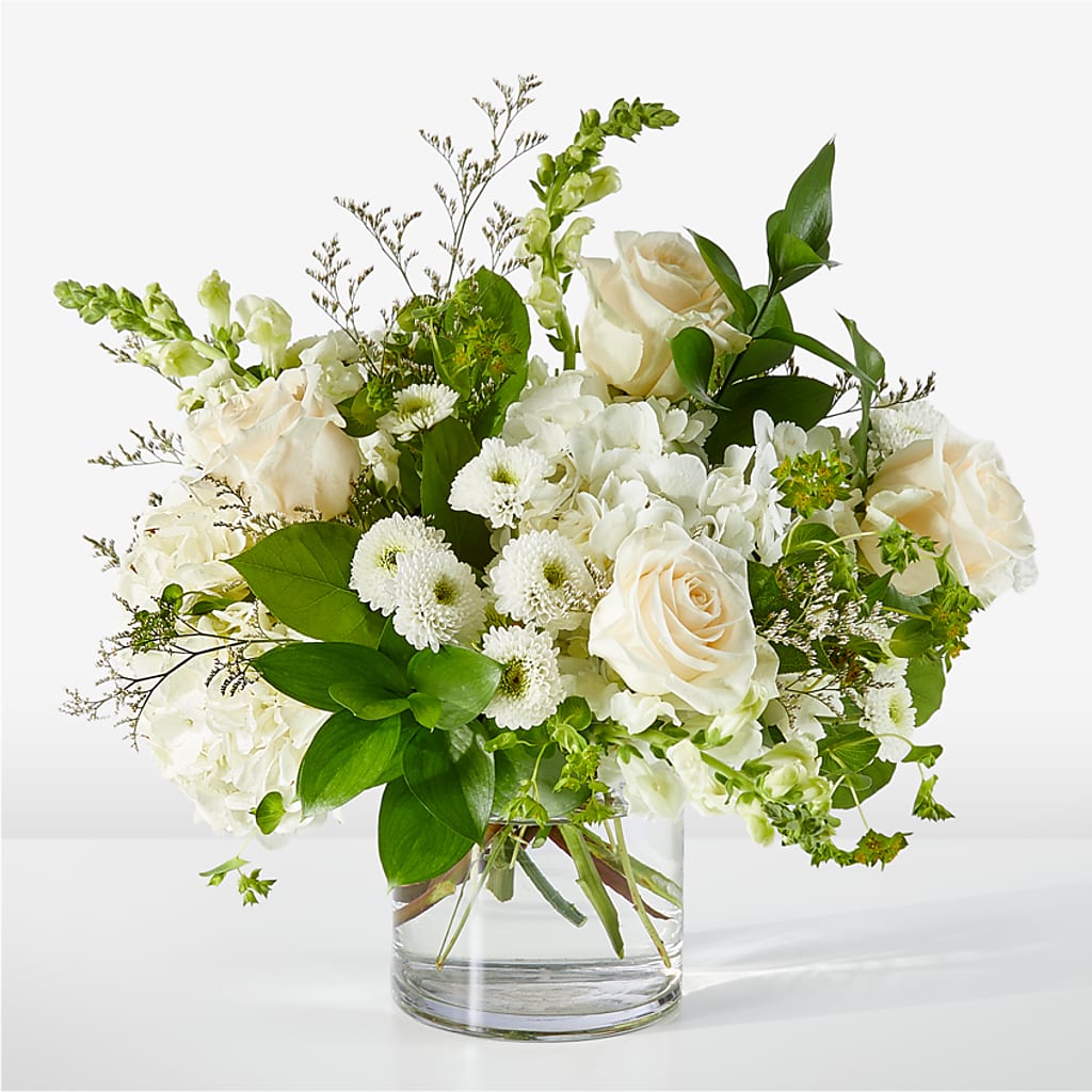 Hint of Vanilla Bouquet – Tinys Flowers, Lansing IL