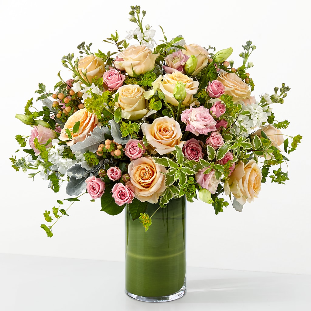 The Glamour Shot – Tinys Flowers, Lansing IL