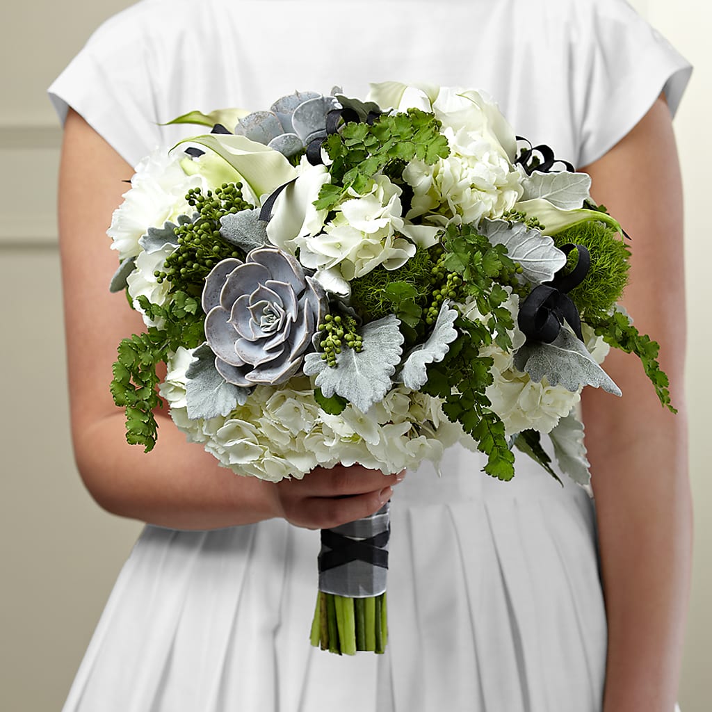 Sweet Innocence Bouquet – Tinys Flowers, Lansing IL