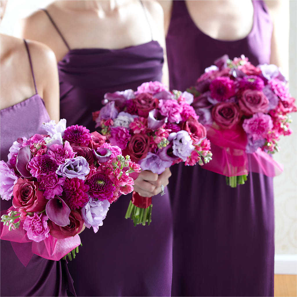 Bridesmaid's Garden Bouquet – Tinys Flowers, Lansing IL