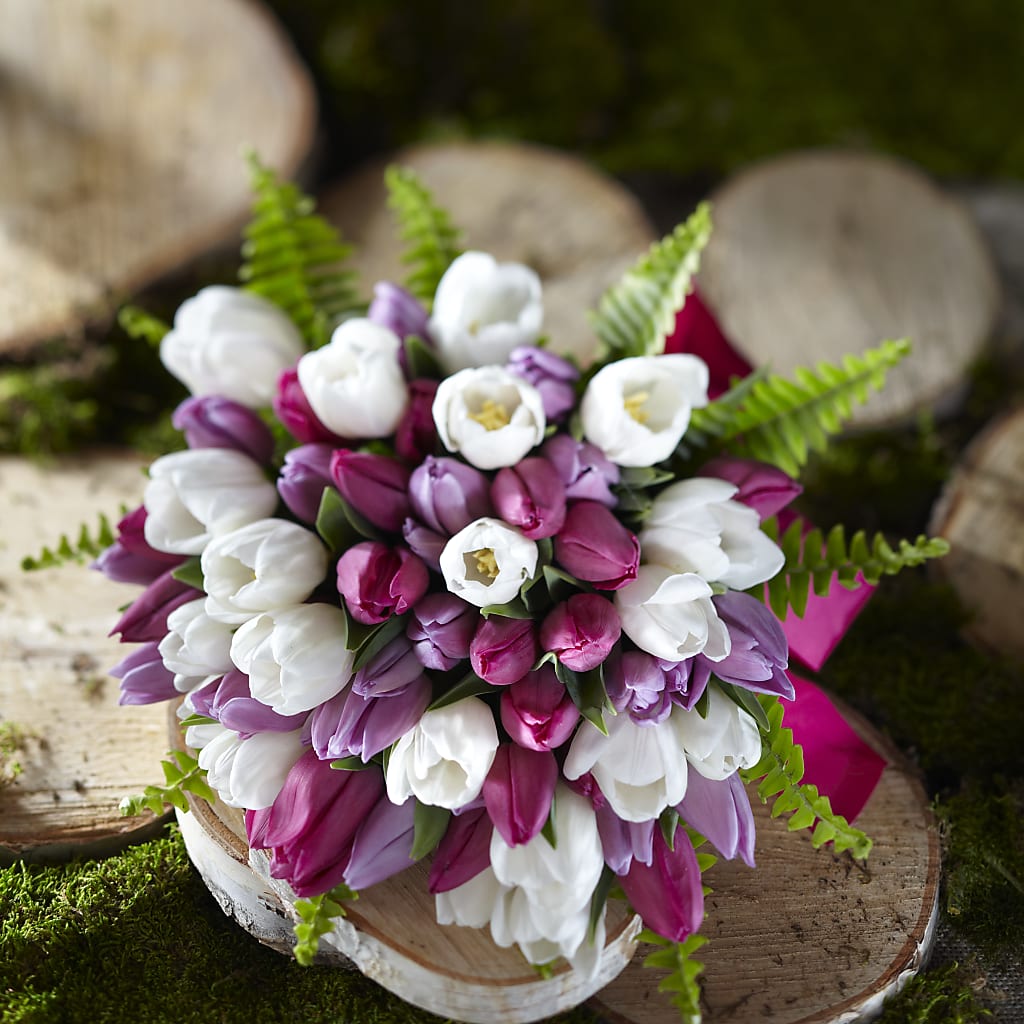Steal My Heart Bouquet – Tinys Flowers, Lansing IL