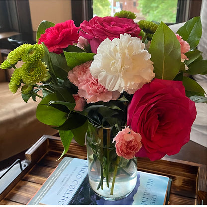 Sweet & Pretty Bouquet –  Tinys Flowers, Lansing IL