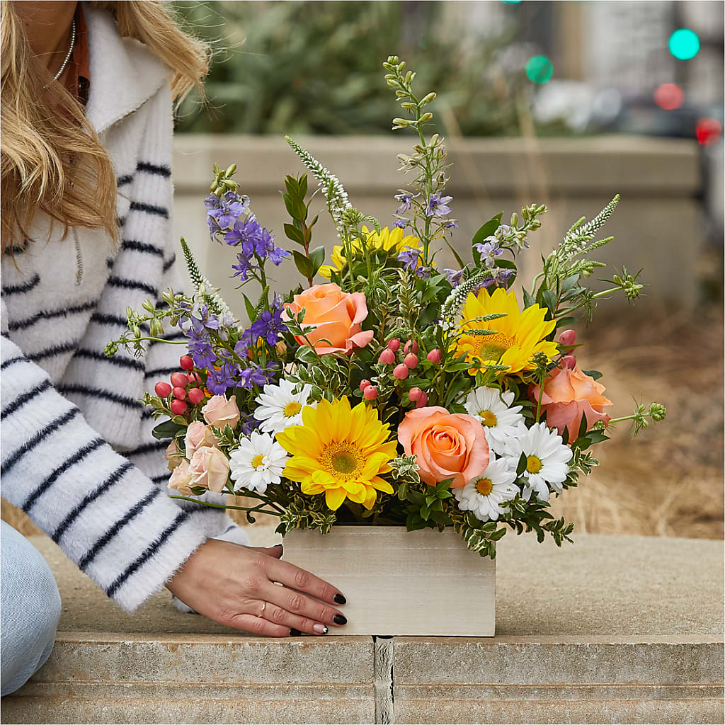 The Good Life Bouquet –  Tinys Flowers, Lansing IL