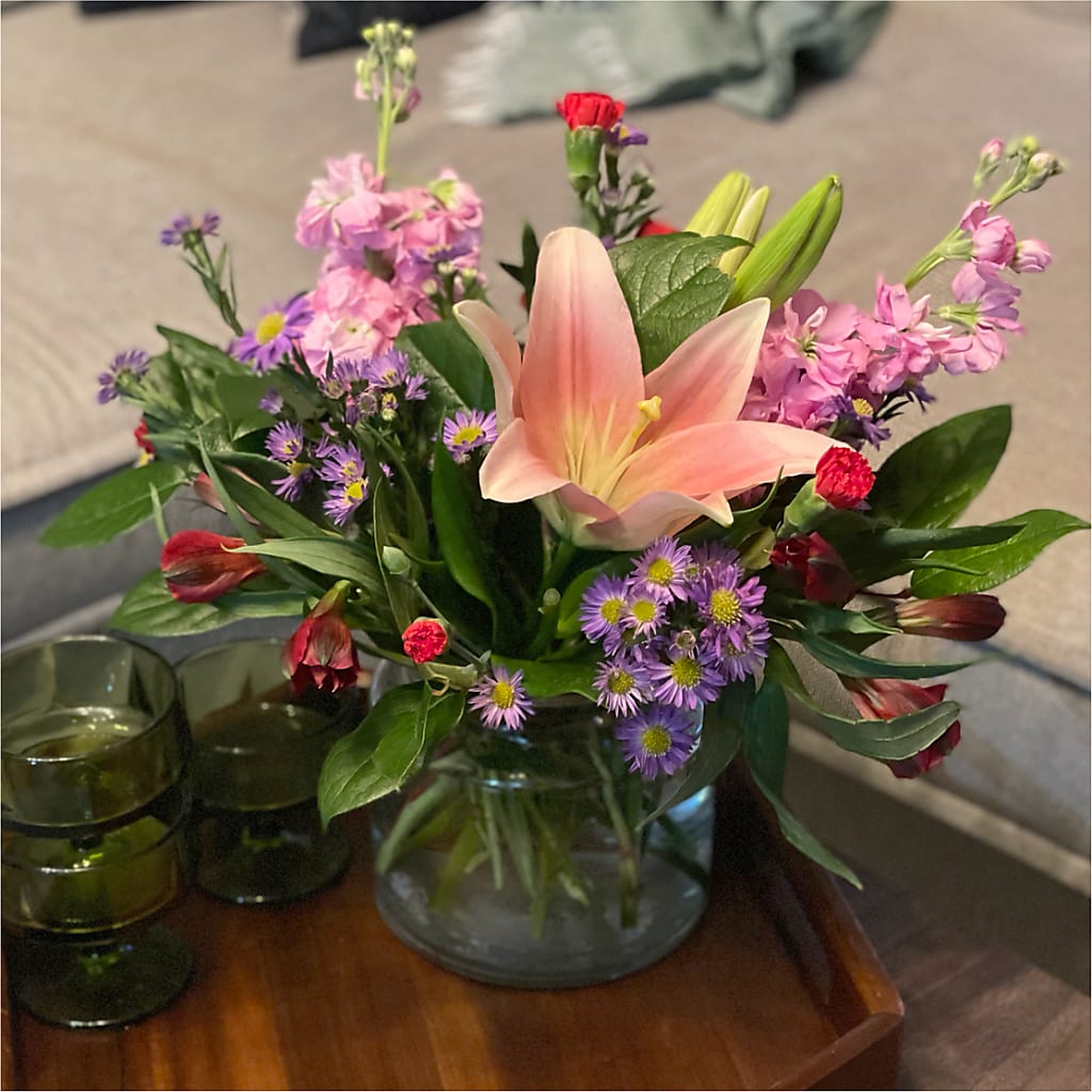 Romantique Bouquet –  Tinys Flowers, Lansing IL