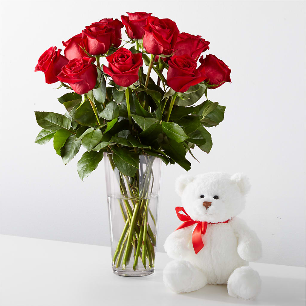 Romantic Long Stem Red Rose Bouquet Bundles –  Tinys Flowers, Lansing IL