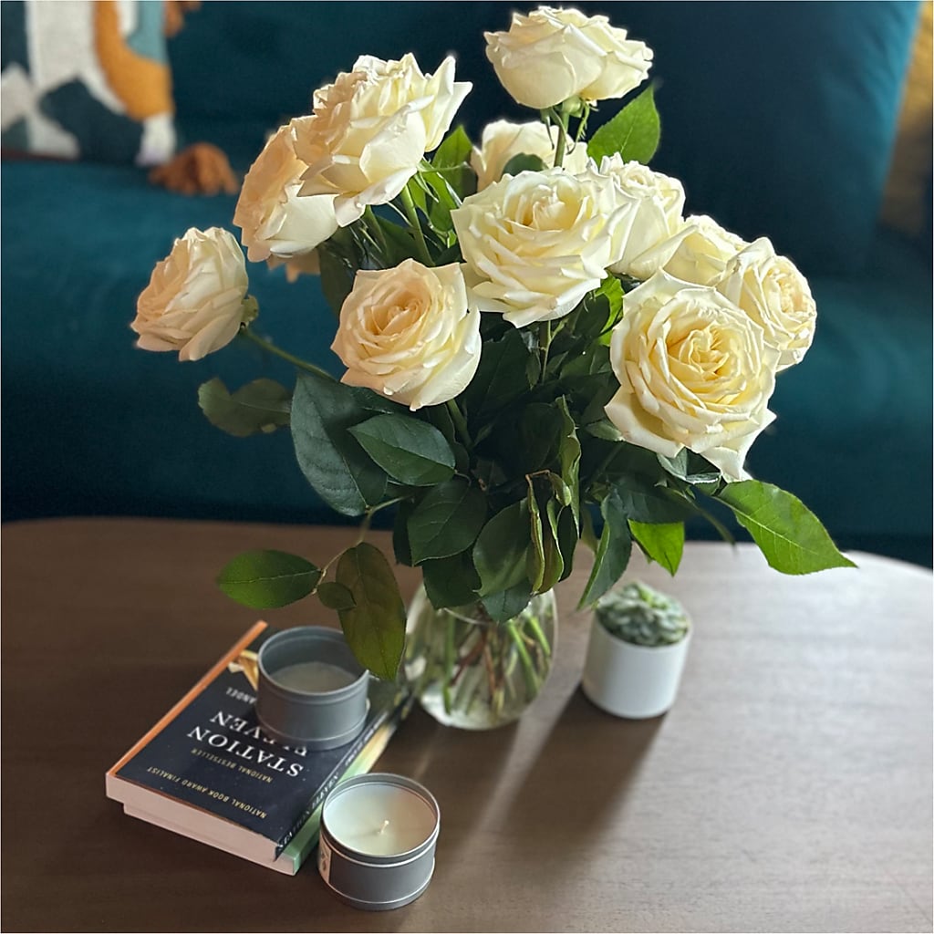 Long Stem Yellow Rose Bouquet –  Tinys Flowers, Lansing IL