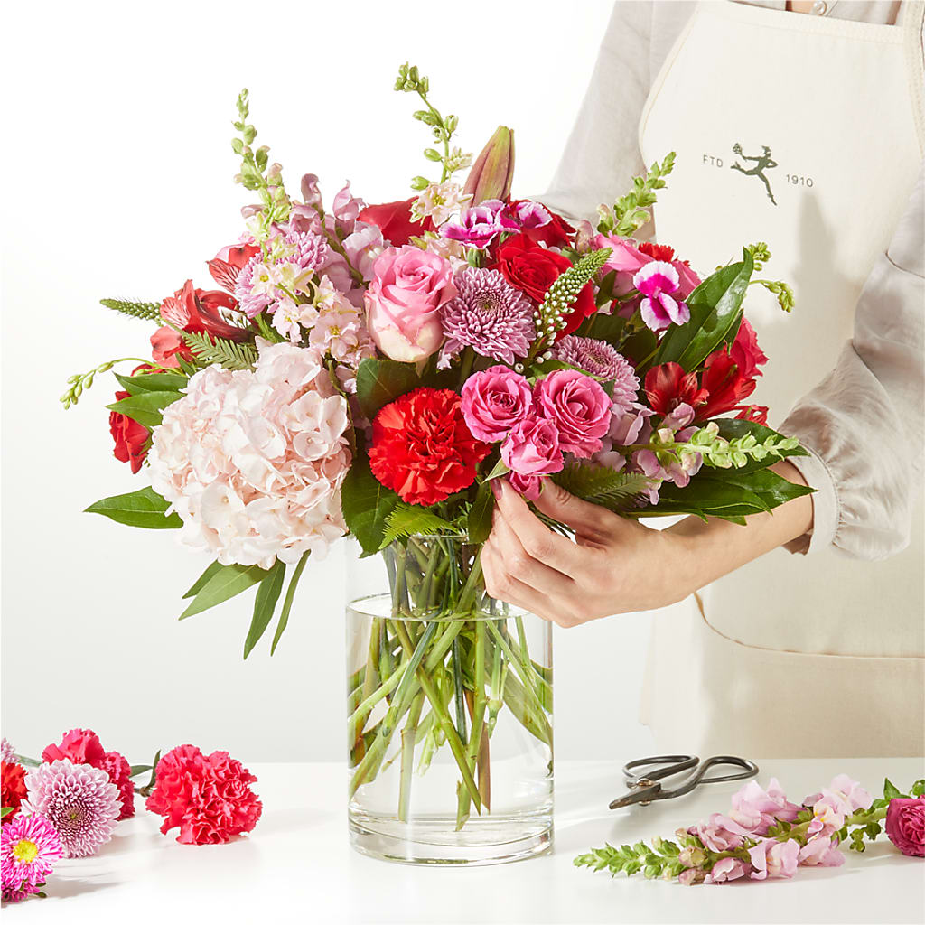 Swooning Over You - A Luxury Florist Original –  Tinys Flowers, Lansing IL