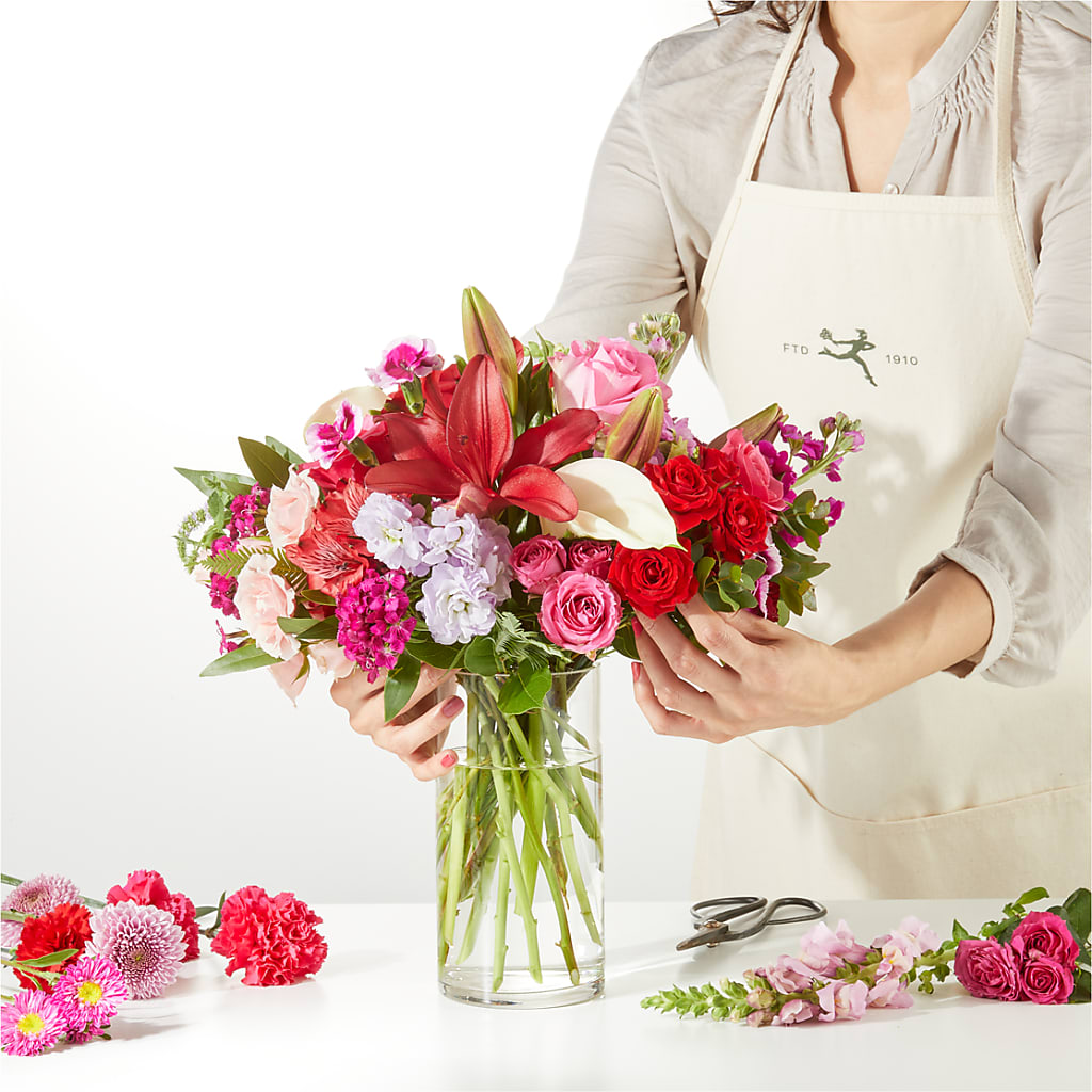 Swooning Over You - A Luxury Florist Original –  Tinys Flowers, Lansing IL