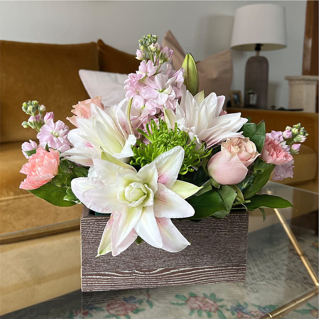 Beautiful Spirit Basket –  Tinys Flowers, Lansing IL