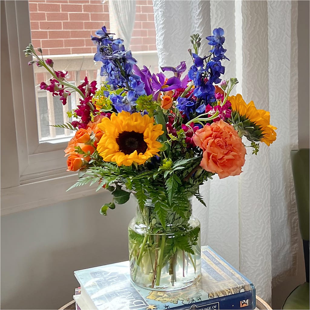 Rays of Life Bouquet –  Tinys Flowers, Lansing IL