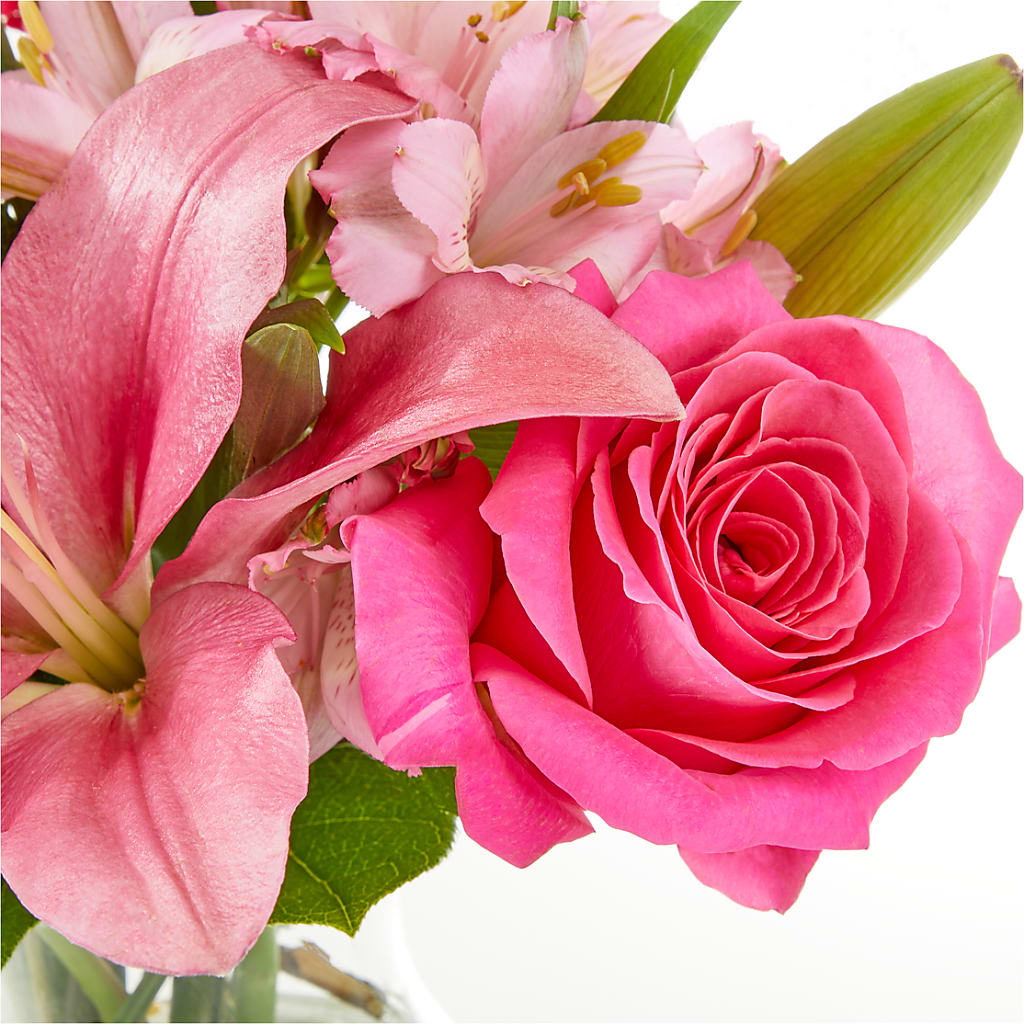 Lots of Love Bouquet –  Tinys Flowers, Lansing IL