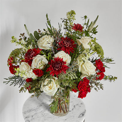 Favorite Traditions Bouquet –  Tinys Flowers, Lansing IL