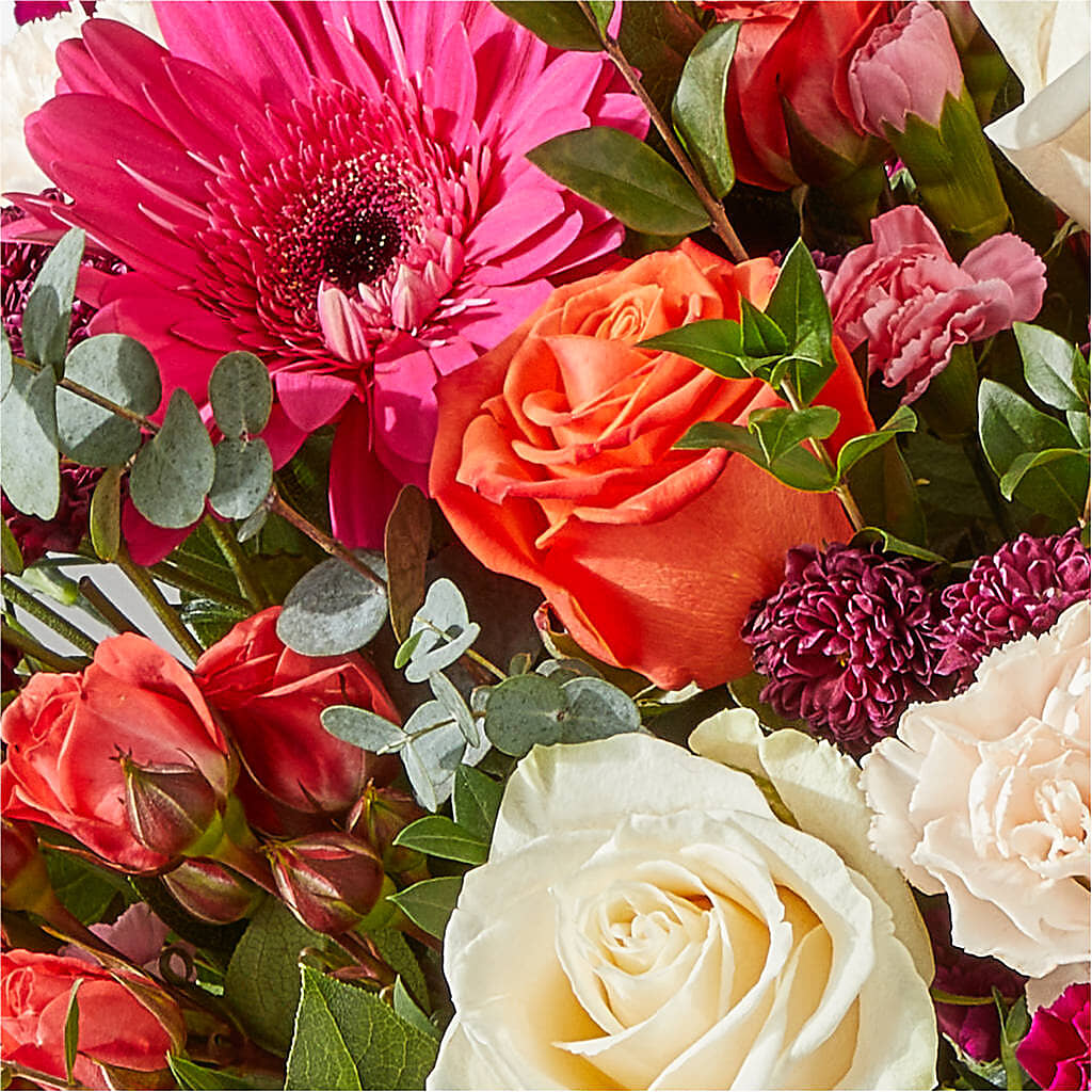 Smell the Roses Bouquet –  Tinys Flowers, Lansing IL
